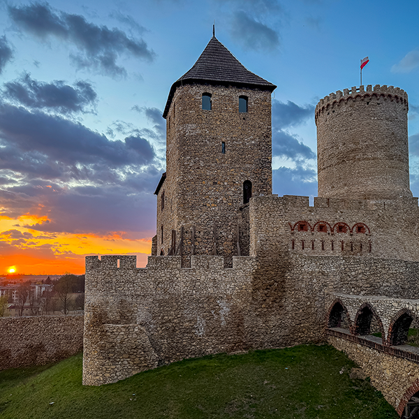 zamek_zachod_slonca_Będzin_mobile
